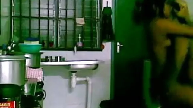 क्रूक्स फुल एचडी मूवी सेक्सी पिक्चर लीना एरिका