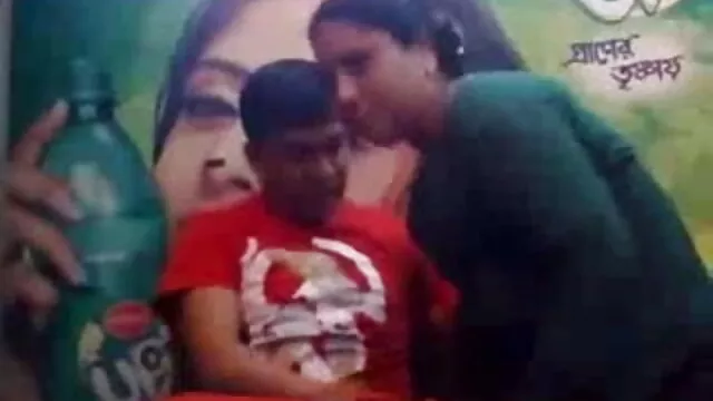 फायर एंड आयरन लाइव फीड रॉ एचडी सेक्सी हिंदी मूवी 411-इनसेक्स