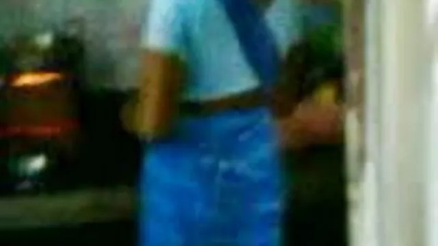 धार हिंदी सेक्सी एचडी मूवी वीडियो सोफे हमलों फिर से!