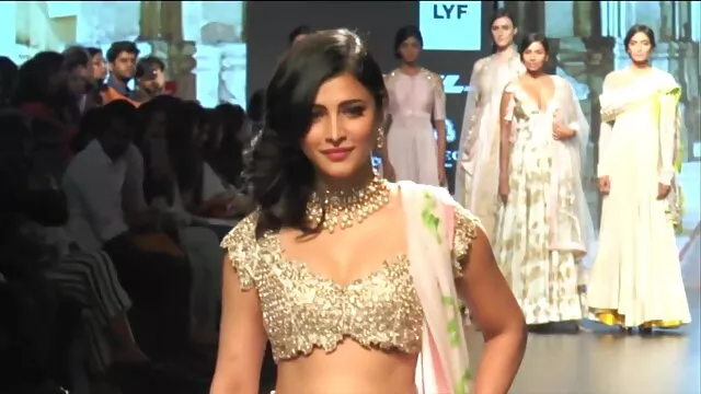 खूनी सेक्सी एचडी वीडियो मूवी गधा.