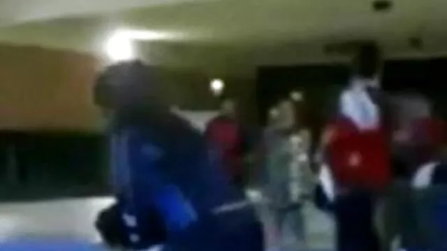 क्रूर दृश्य के साथ एक्स एक्स एक्स मूवी एचडी 4